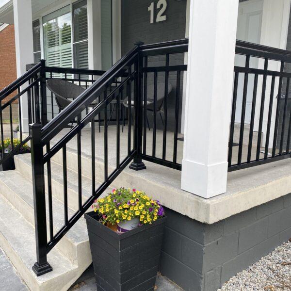 Deck Railing Gallery in Canada | Terrace Aluminum Railings