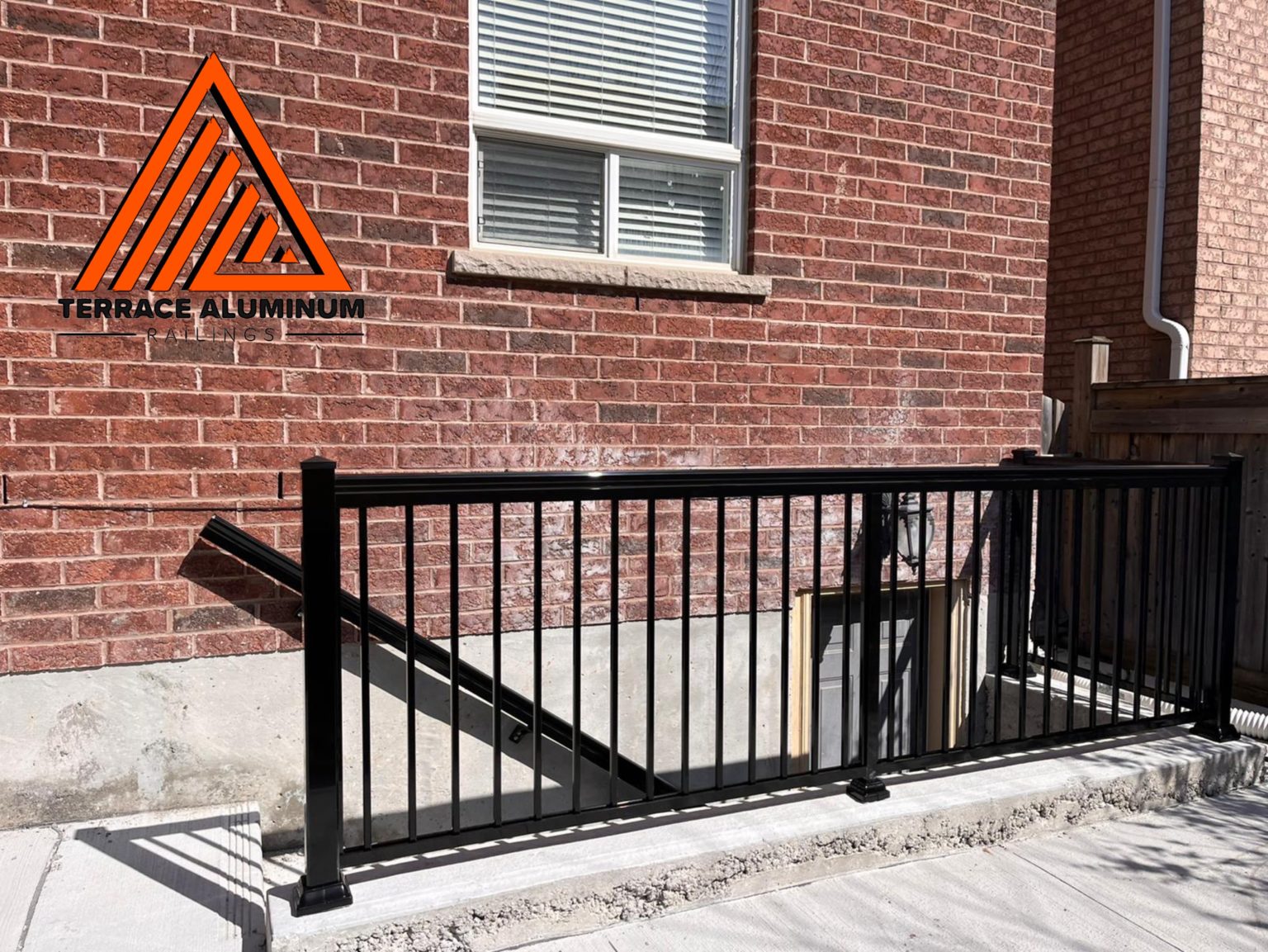 BLACK ALUMINUM RAILING - Terrace Aluminum Railings And Masonry