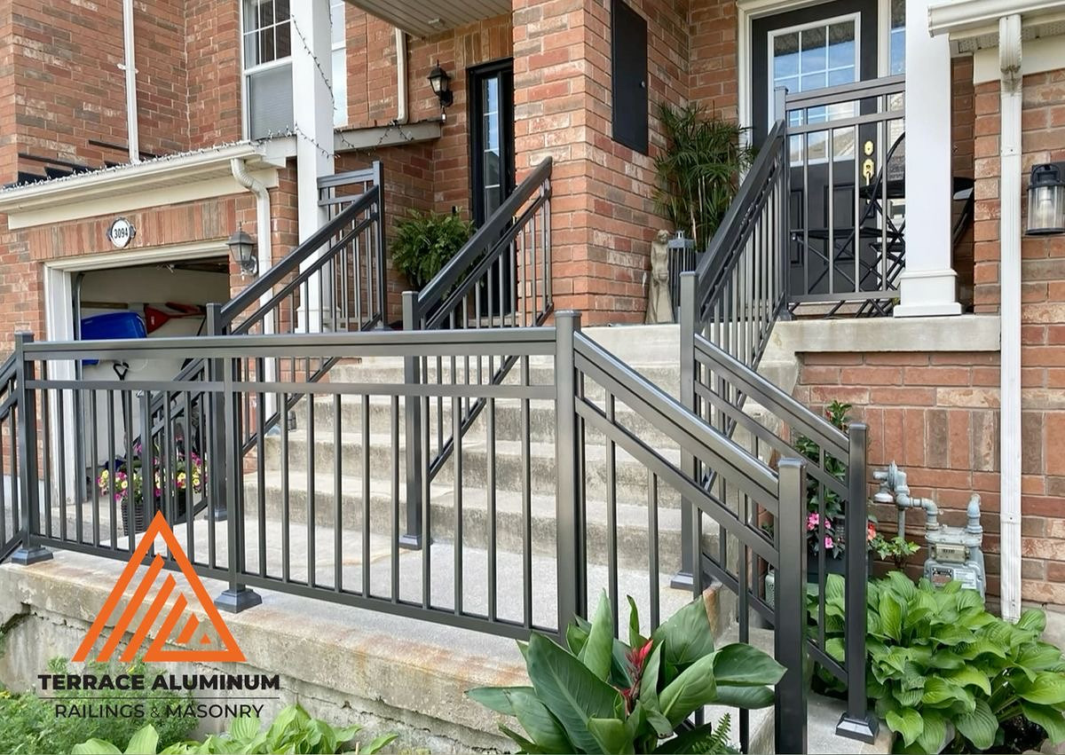 Terrace Column Railing “Composite Fence - Terrace Aluminum Railings And Masonry
