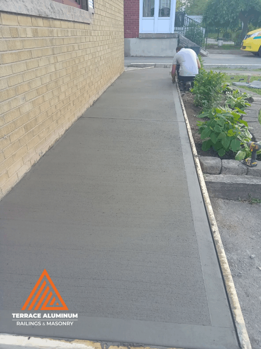 Concrete sidewalk repair and installation in Toronto – Terrace Aluminum Railings & Masonry